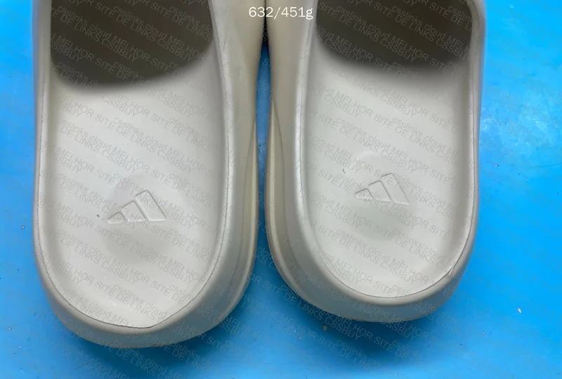 yeezy slide lw 3