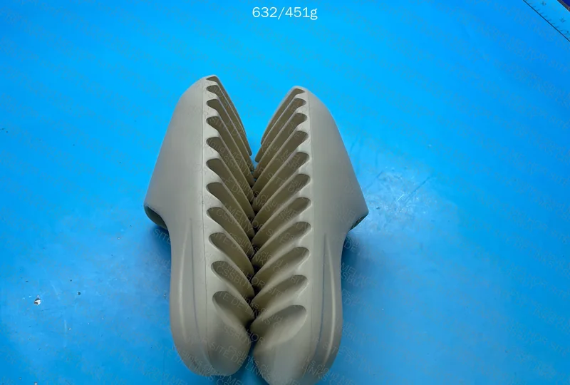 yeezy slide lw 5