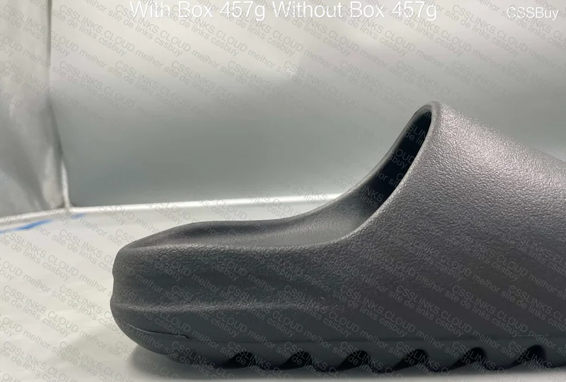 Yeezy slide LW B 6