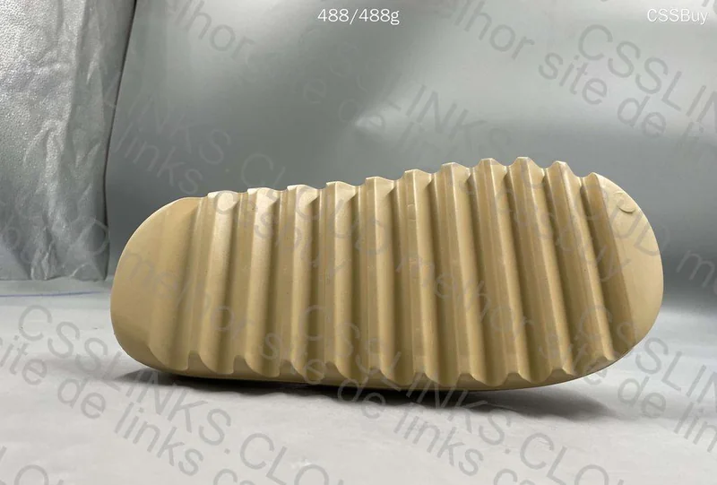 Yeezy Slide LW B 2