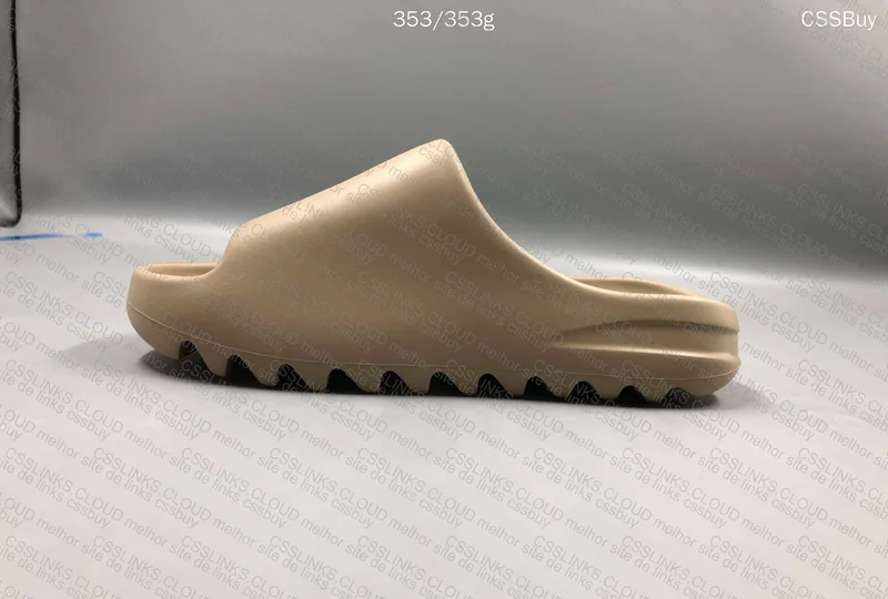 Yeezy Slide (LW B) 5