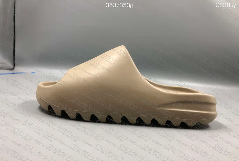 Yeezy Slide (LW B) 8