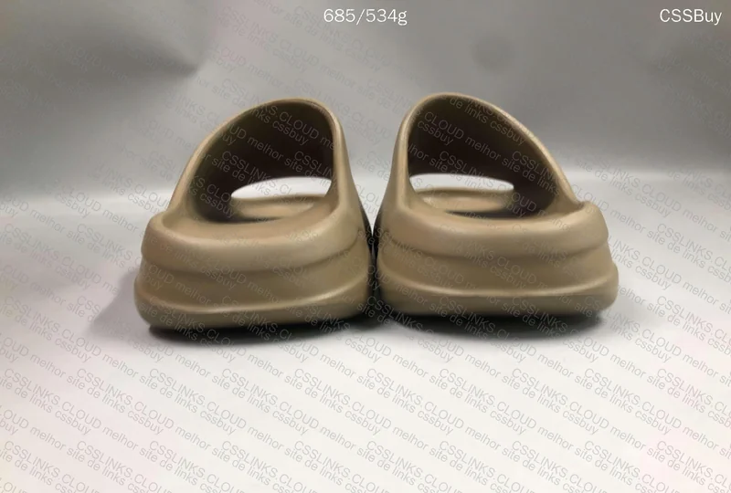 Yeezy Slide lw b