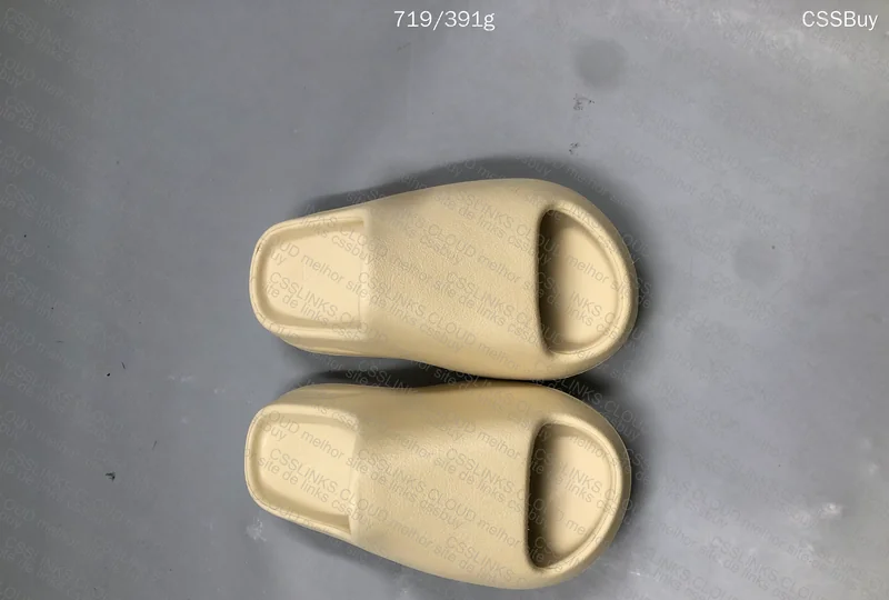 Yeezy Slide - LW B