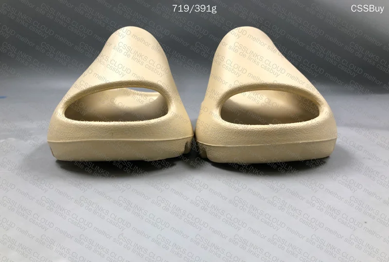 Yeezy Slide - LW B 4