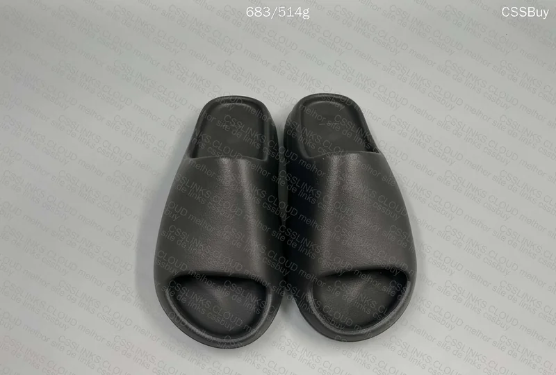 Yeezy Slide LW B