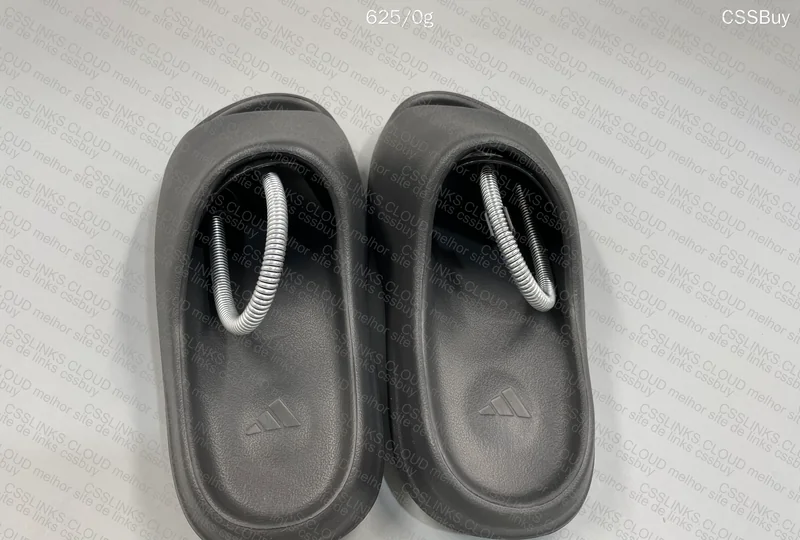 yeezy slide LW B 10