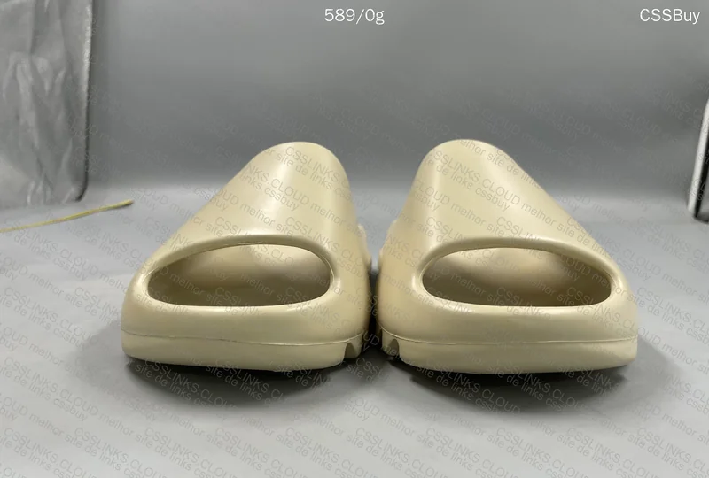 Yeezy slide LW B