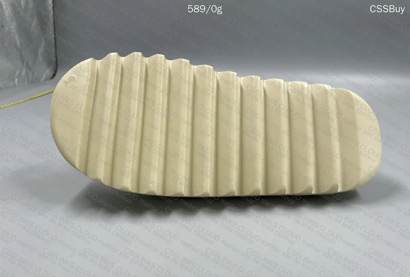Yeezy slide LW B 6