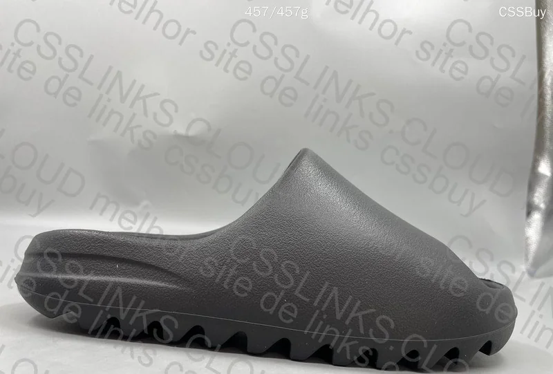 Yeezy Slide LW B 11