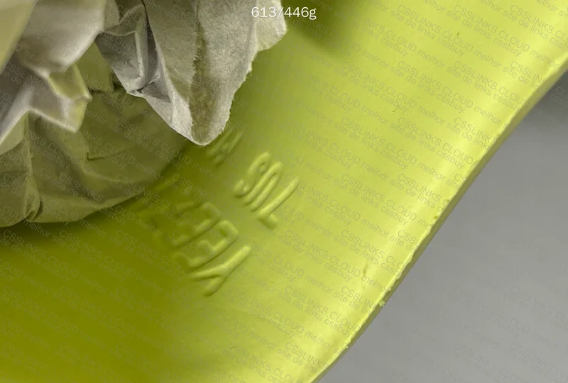 Yeezy Slide - LW B