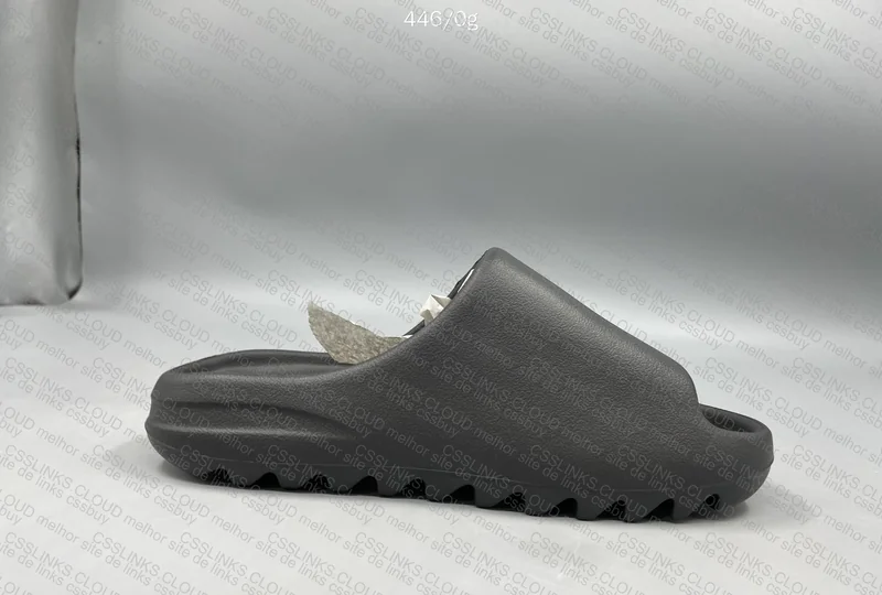 Yeezy Slide - LW B 7