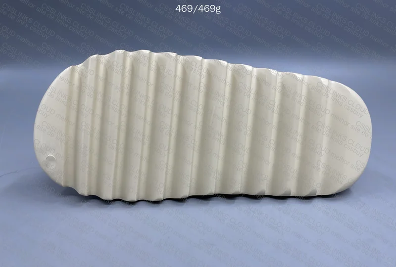 Yeezy Slide (LW-B) 8