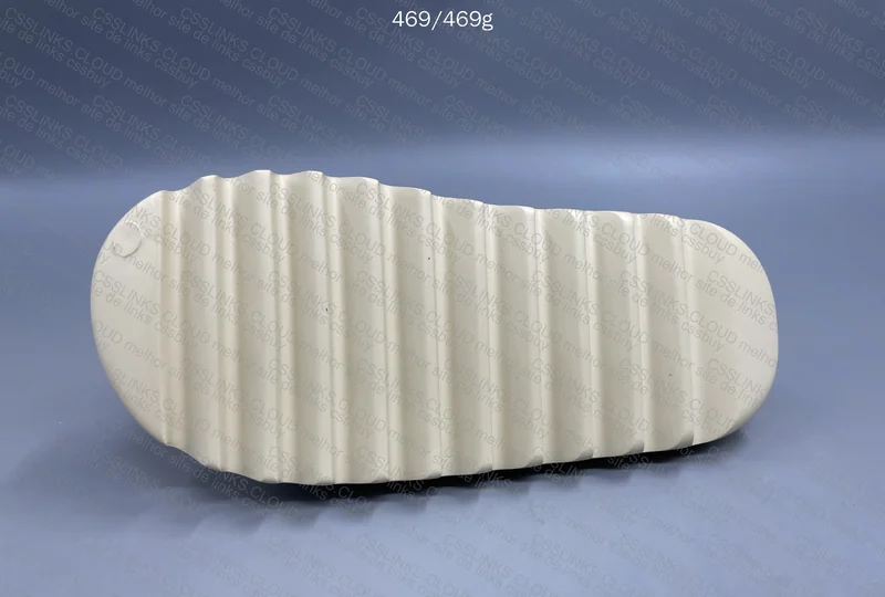 Yeezy Slide (LW-B) 9