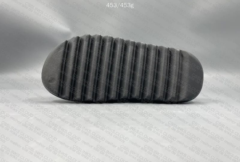 Yeezy Slide LW B 6