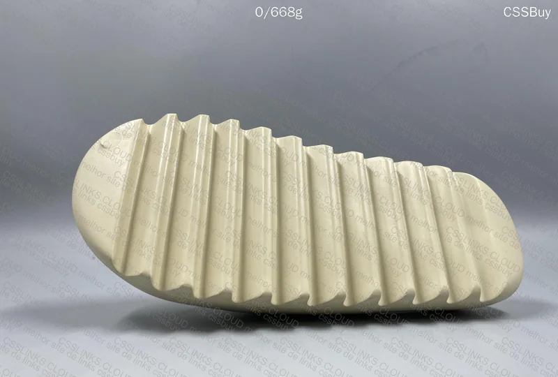 YEEZY SLIDE LW B (ajuda)