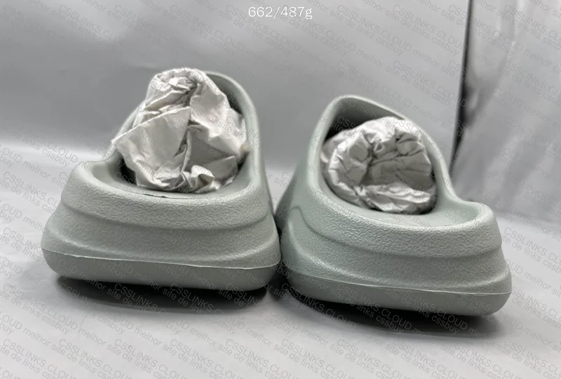 Yeezy Slide LW B GL? 4