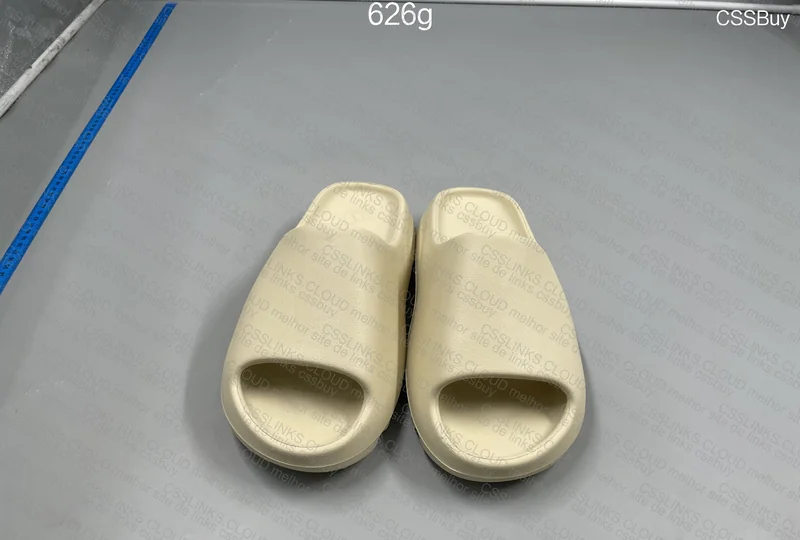 Yeezy Slide LW B Grade 3