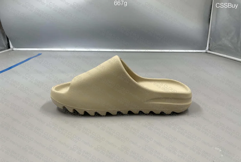 Yeezy Slide Lw B Grade 6