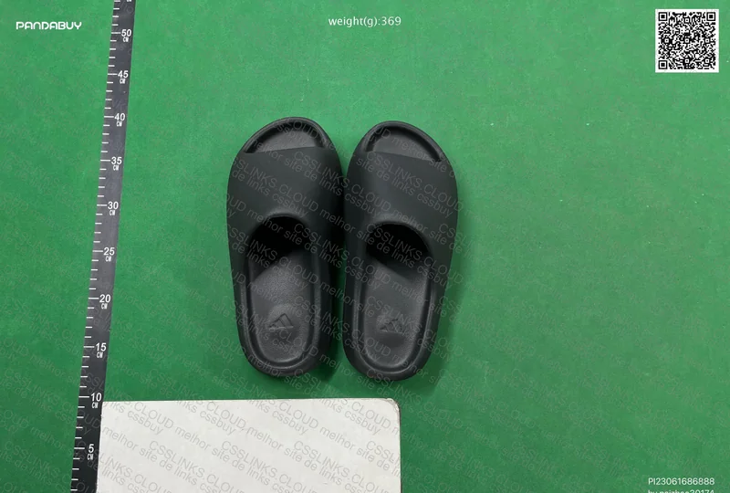 yeezy slide LW b grade