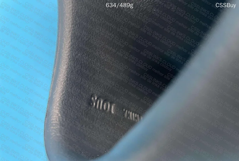 Yeezy Slide Lw B Grade 6