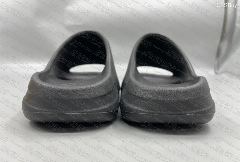 Yeezy slide LW B Grade 3