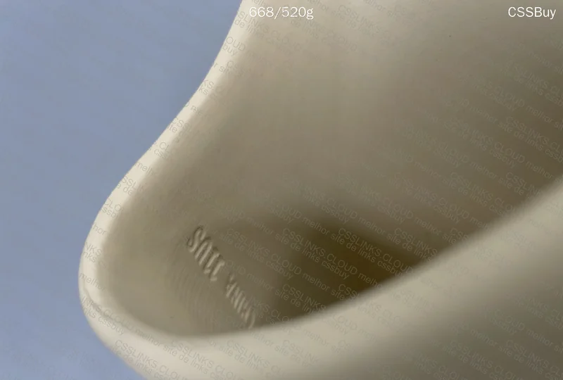 Yeezy Slide LW B Grade 7