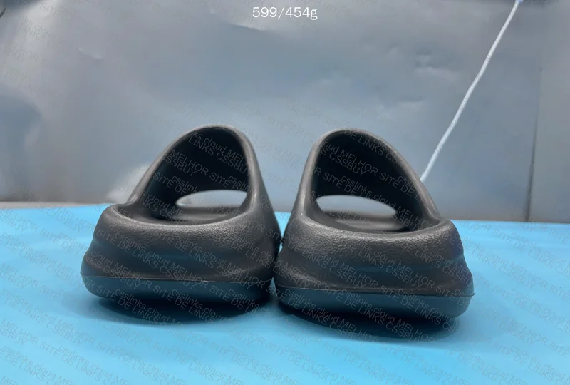 Yeezy Slide LW B Grade 3