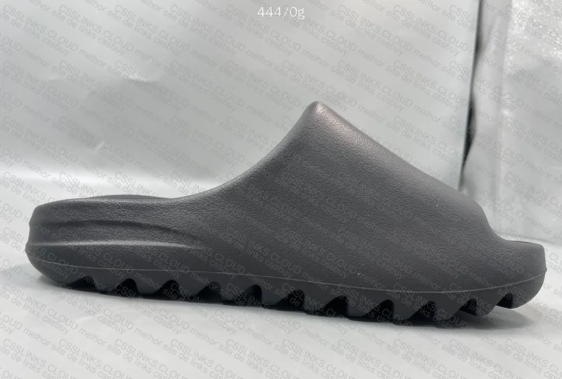 Yeezy Slide LW B Onyx 3