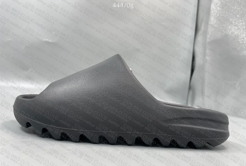 Yeezy Slide LW B Onyx 4