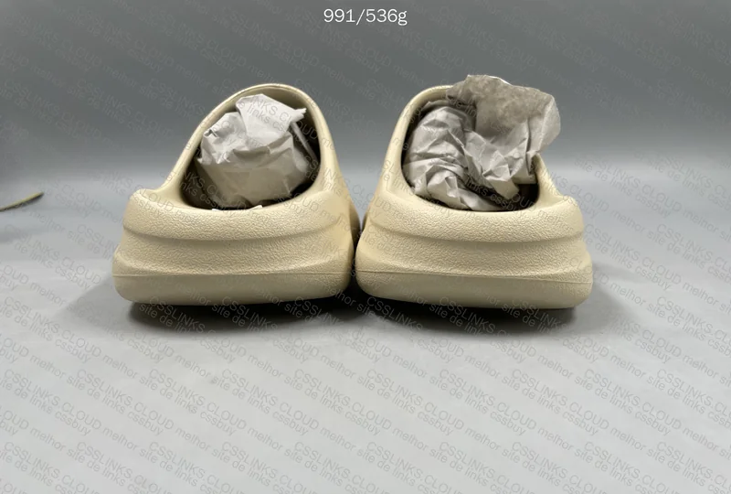 Yeezy Slide LW normal 2