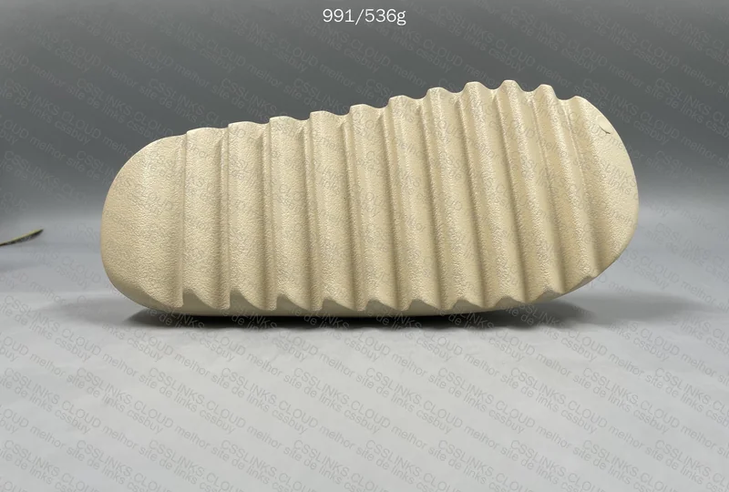 Yeezy Slide LW normal 3
