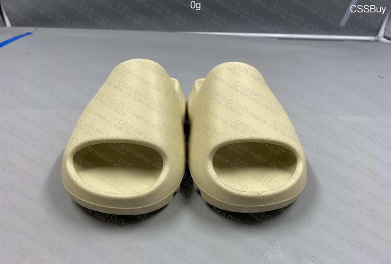 Yeezy Slide New Bone (LW B Grade) 3