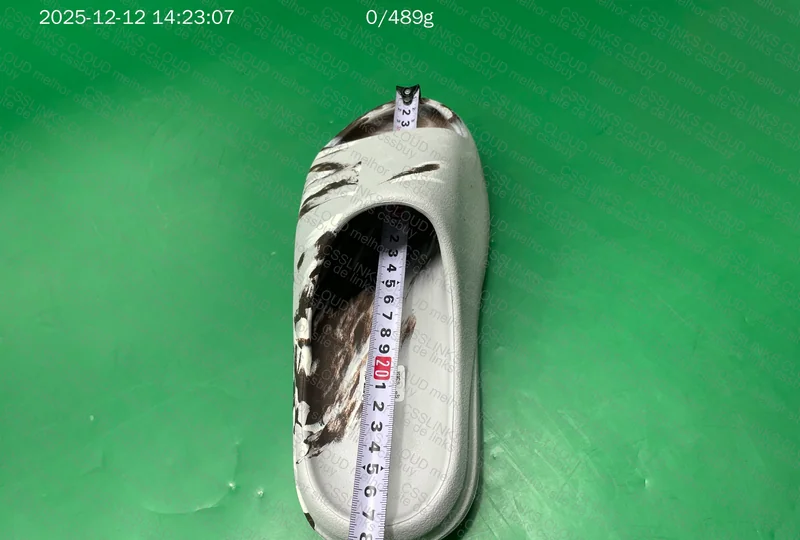 Yeezy Slide Oil White Gray ---PAI--- 9