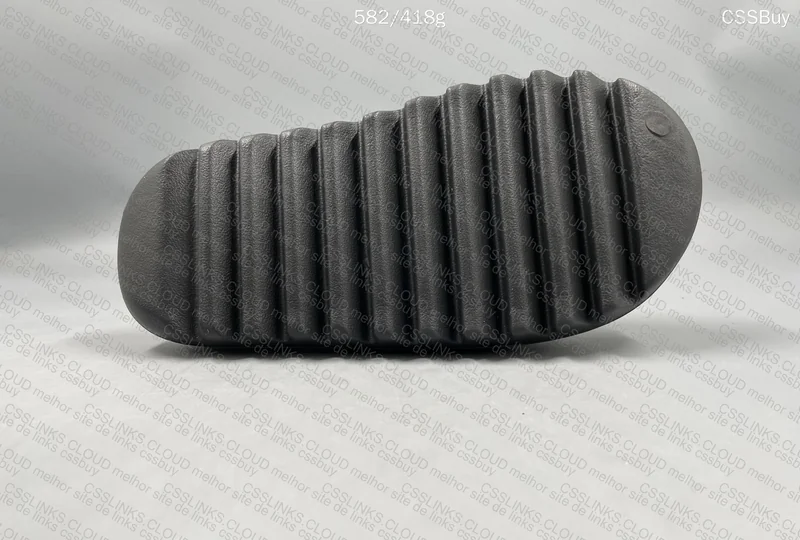 Yeezy Slide Onix 6