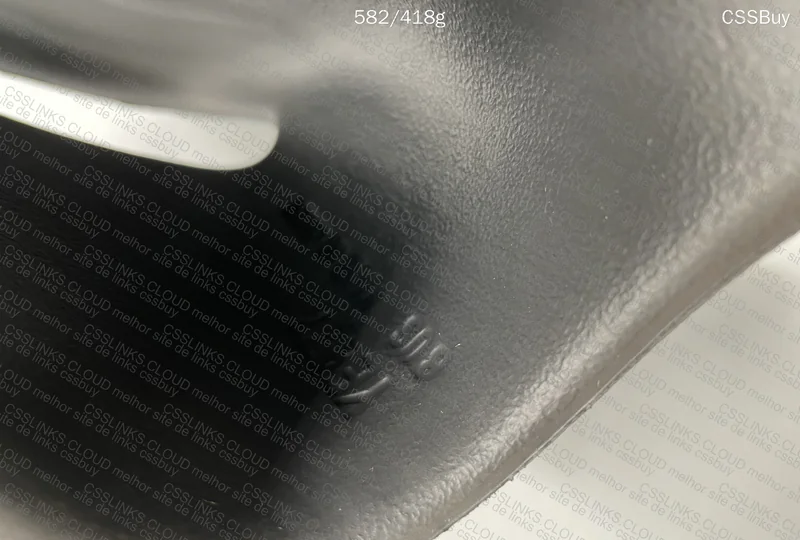 Yeezy Slide Onix 8