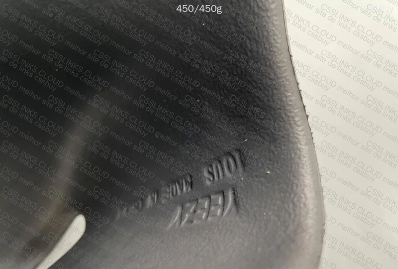 Yeezy slide onix 8