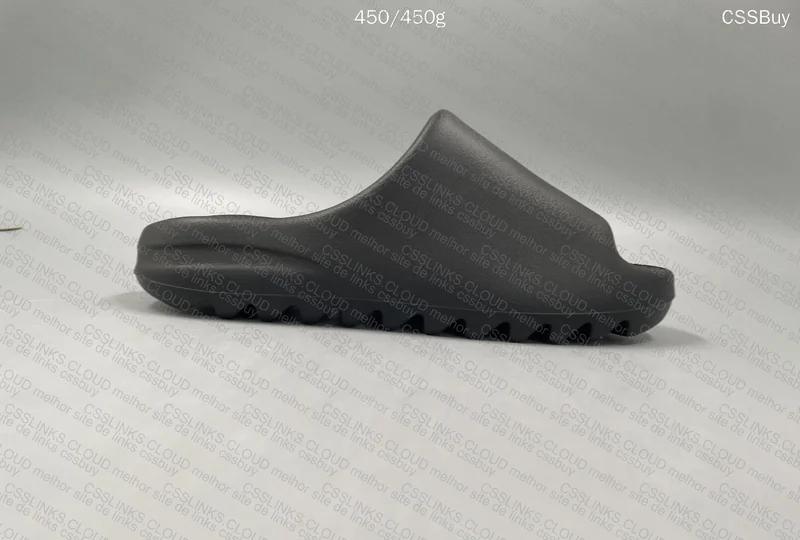 Yeezy slide onix 9