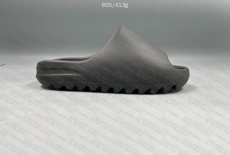 Yeezy Slide Onyx 4