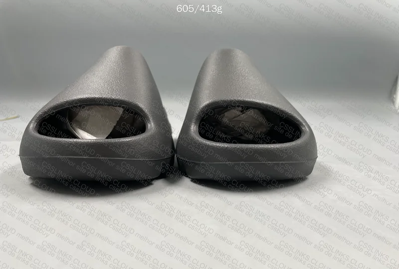 Yeezy Slide Onyx 8