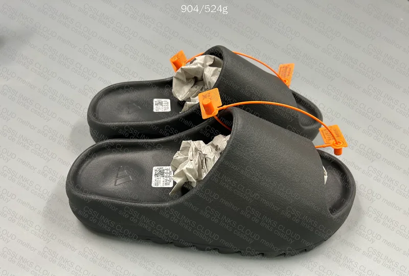 Yeezy Slide Onix 7