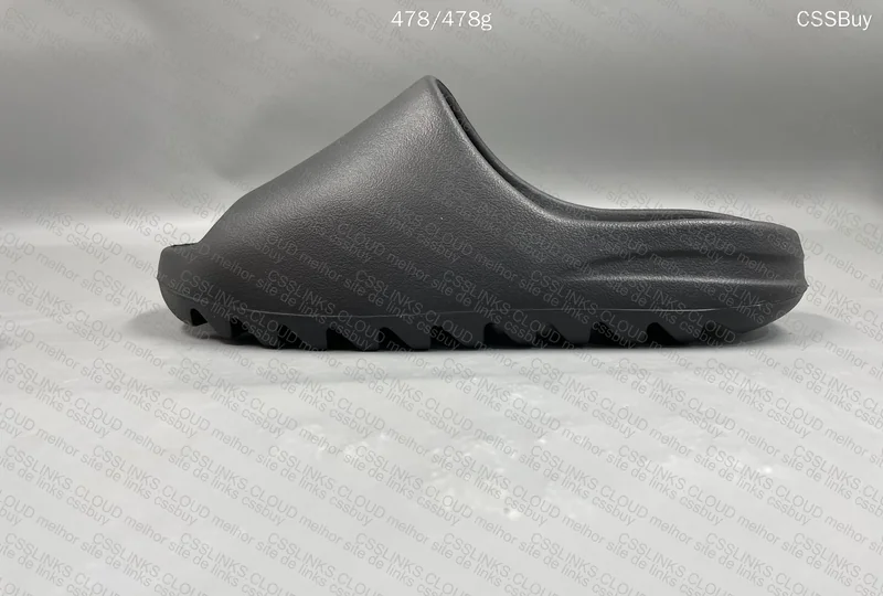 Yeezy Slide Onix 46EUR 4