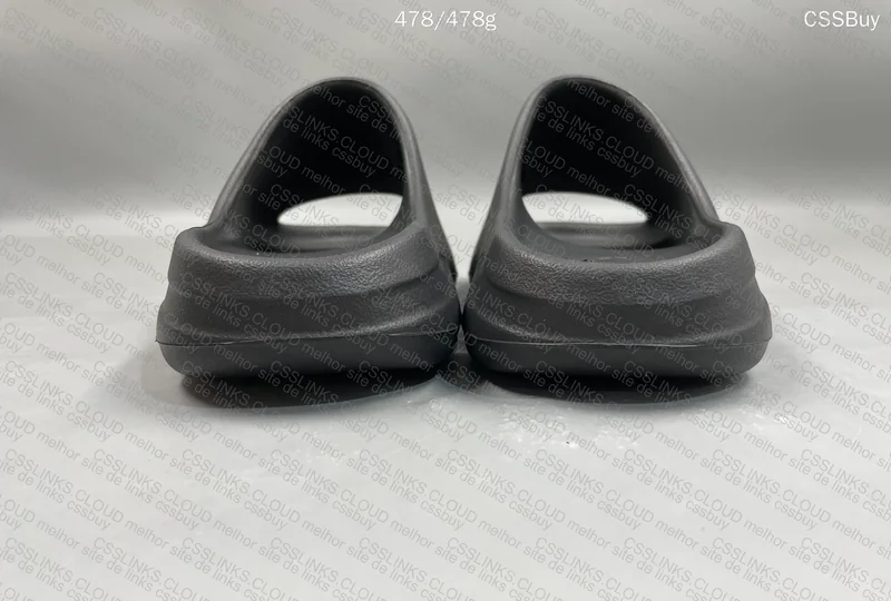 Yeezy Slide Onix 46EUR 6