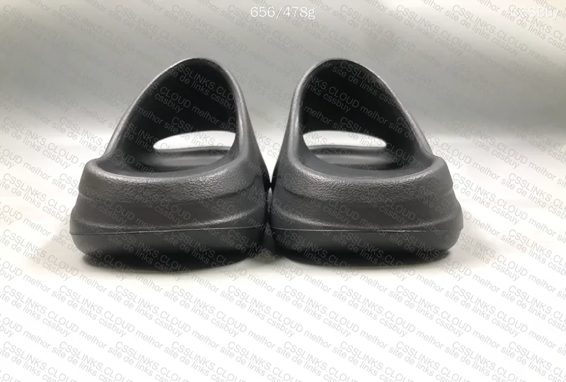 YEEZY SLIDE ONYX 5