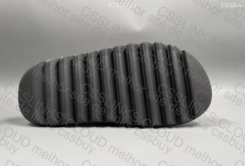 Yeezy Slide Onyx 5