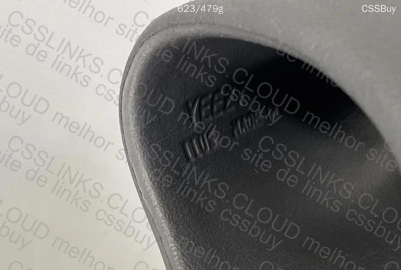 Yeezy Slide Onyx 6