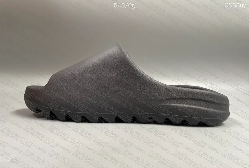 Yeezy Slide Onyx 3