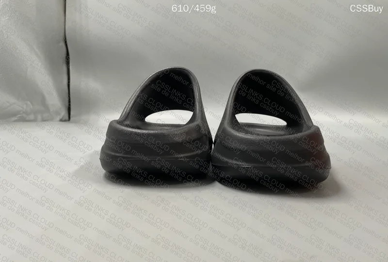 Yeezy Slide Onyx 5