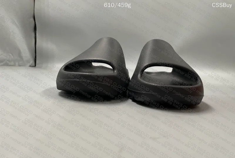 Yeezy Slide Onyx 6