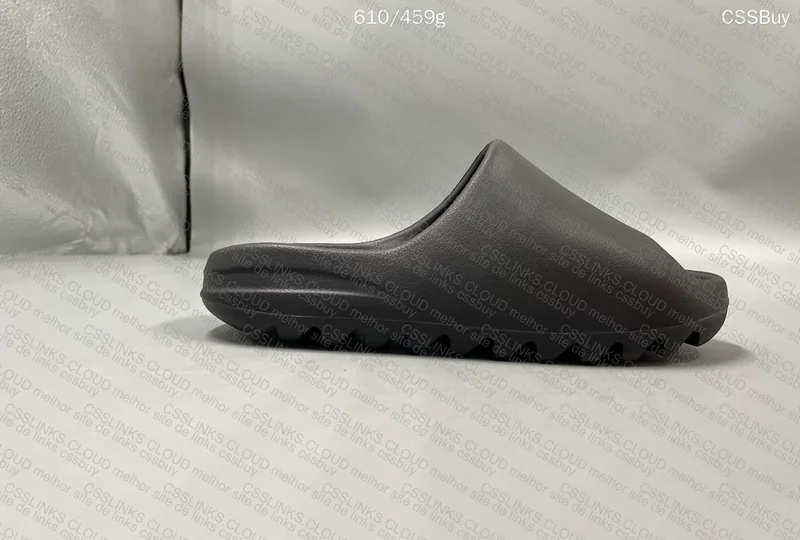 Yeezy Slide Onyx 7